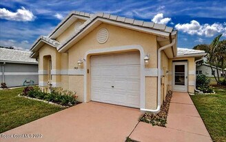 1965 Sundew Ct NE in Palm Bay, FL - Building Photo