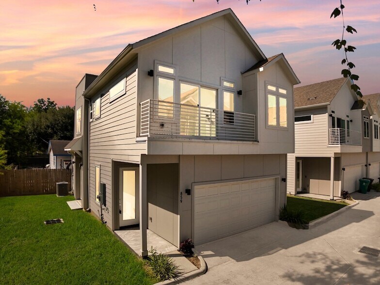 861 Prosper St in Houston, TX - Building Photo