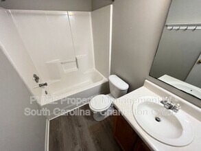 7206 Sweetgrass Blvd in Hanahan, SC - Building Photo - Building Photo