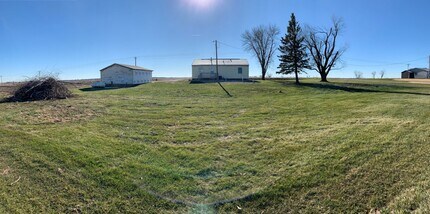 3032 County Home Rd in Marion, IA - Building Photo - Building Photo