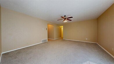 630 Dewberry Dr in Lewisville, TX - Building Photo - Building Photo