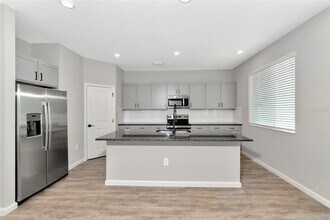 12370 Cades Bay Cir in Lakewood Ranch, FL - Foto de edificio - Building Photo