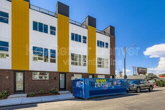 4100 E Warren Ave in Denver, CO - Building Photo - Building Photo