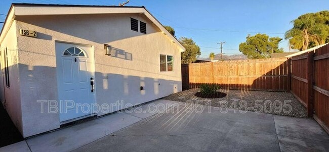 156 E Marshall Blvd in San Bernardino, CA - Building Photo - Building Photo