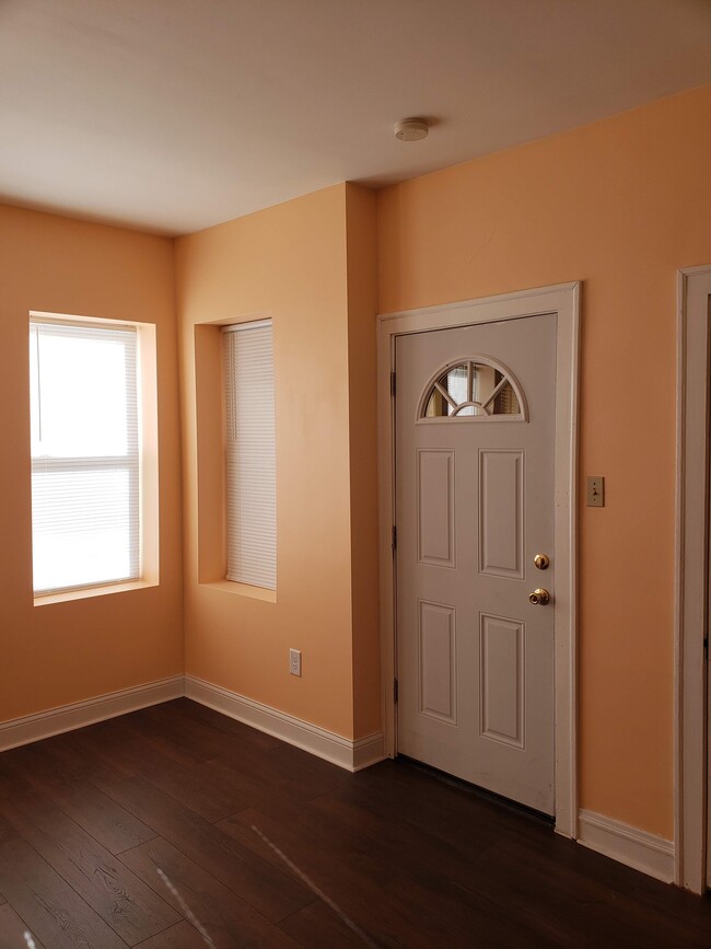 4503 S Richmond St, Unit 1 in Chicago, IL - Foto de edificio - Building Photo