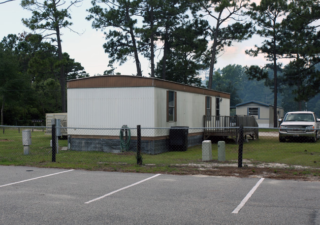 5510 Calhoun Dr in Southport, NC - Building Photo - Building Photo