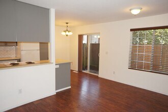7215 N Mohawk Ave in Portland, OR - Building Photo - Building Photo