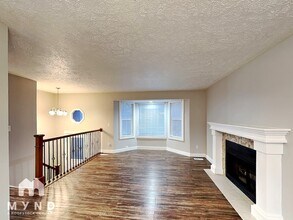 4990 Muirkirk Rd in West Jordan, UT - Foto de edificio - Building Photo