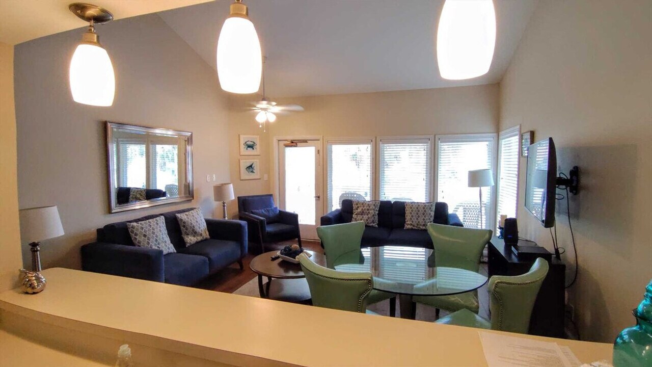 200 Padre Blvd in South Padre Island, TX - Building Photo