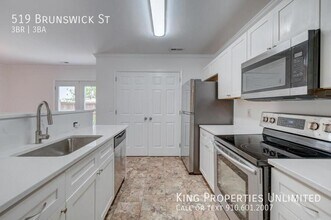 519 Brunswick St in Wilmington, NC - Building Photo - Building Photo