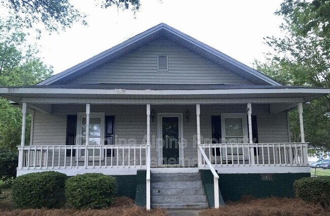 property at 2528 Myers St