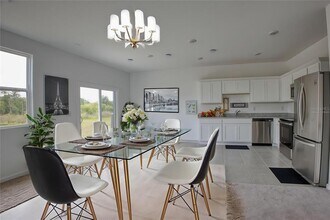 3337 VERSARA Dr in Davenport, FL - Building Photo - Building Photo