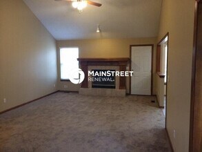 900 Minnie Ave in Belton, MO - Building Photo - Building Photo