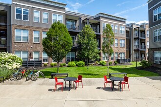 Stafford House in Columbus, OH - Building Photo - Building Photo