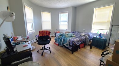 8 Oakland St in Boston, MA - Building Photo - Building Photo