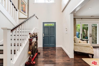 17965 Surfview Ln in Los Angeles, CA - Building Photo - Building Photo