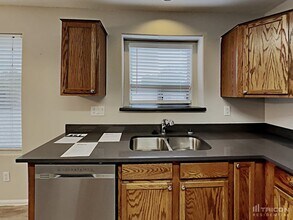 29459 N Blackfoot Daisy Dr in Queen Creek, AZ - Foto de edificio - Building Photo