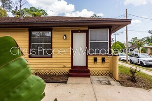 1425 Pinecrest Pl in Orlando, FL - Building Photo