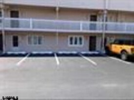 323 44th St S in Brigantine, NJ - Building Photo