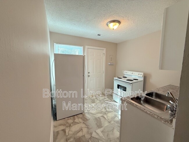 2728 Remington St in Charlotte, NC - Building Photo - Building Photo