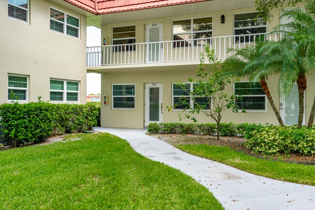 property at 8 Vista Palm Ln