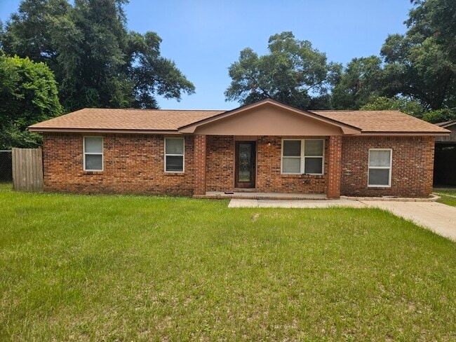 property at 6207 Glenwood Dr