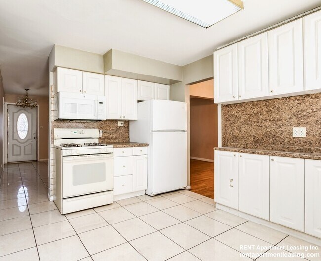 9100 Kenton Ave Rentals in Skokie, IL