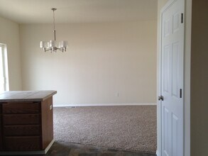 215 Mashell Ave S in Eatonville, WA - Building Photo - Building Photo