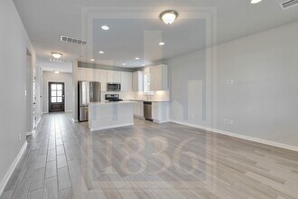 2701 Brushwood Mdw in Leander, TX - Building Photo - Building Photo