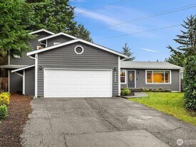 13432 123rd Ave NE, Unit 319 in Kirkland, WA - Building Photo