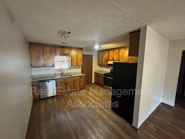 295 Wood Rd in Hampton, GA - Building Photo - Building Photo