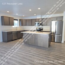 537 Pheasant Ln in Kalispell, MT - Building Photo - Building Photo