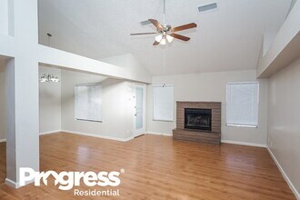 827 Schooner Dr in Henderson, NV - Building Photo - Building Photo