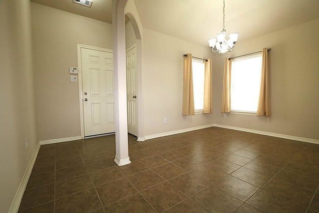 11427 Edmond Thorpe Ln in Tomball, TX - Building Photo - Building Photo
