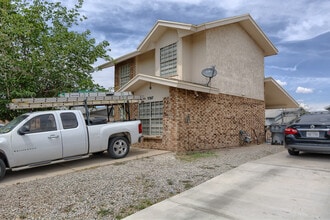 9307 Chantilly Dr in El Paso, TX - Building Photo - Building Photo