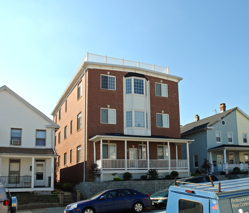 3622 Elm Ave in Baltimore, MD - Foto de edificio