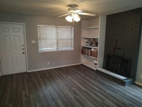 3305 Dunliegh Dr in Austin, TX - Building Photo - Building Photo