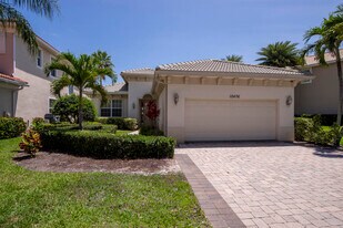 12476 Aviles Cir in Palm Beach Gardens, FL - Building Photo