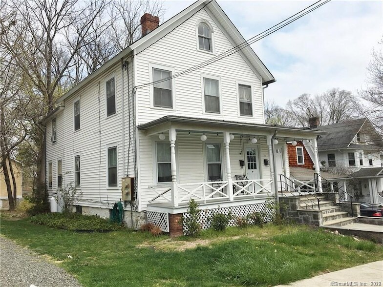 19 Lincoln St in Westport, CT - Building Photo