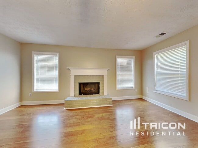 2309 Swan Lake Ct in Grayson, GA - Building Photo - Building Photo