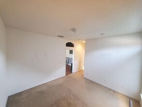2120 Island Walk Dr in Orlando, FL - Building Photo - Building Photo