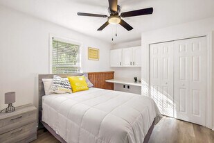 810 NE 44th Ave in Ocala, FL - Building Photo