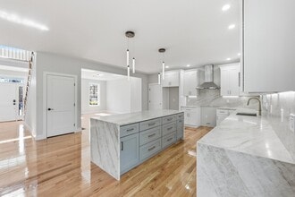 4 Barrows Rd in Worcester, MA - Building Photo - Building Photo