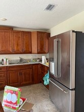 6153 Moonbeam Dr in Greenacres, FL - Foto de edificio - Building Photo