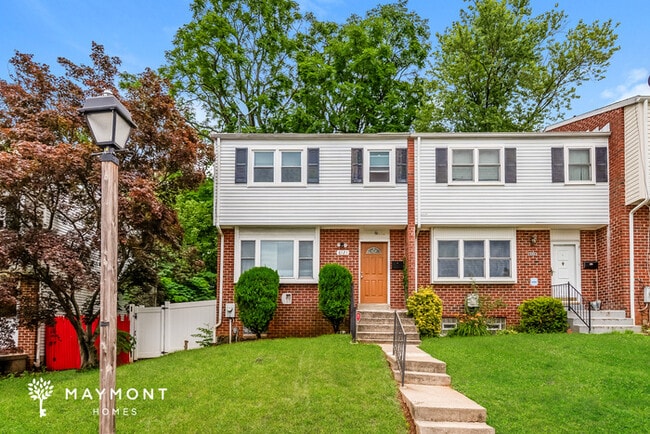 property at 6121 Fairwood Ave