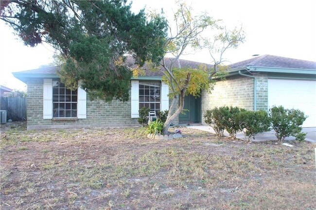 property at 725 Orleans Dr
