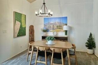 2747 N Fairview Dr in Flagstaff, AZ - Building Photo - Building Photo