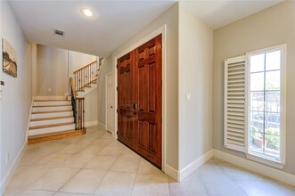 720 Jackson Hill St in Houston, TX - Building Photo - Building Photo