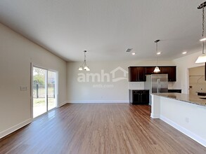 8535 Highfield Ave in Jacksonville, FL - Building Photo - Building Photo