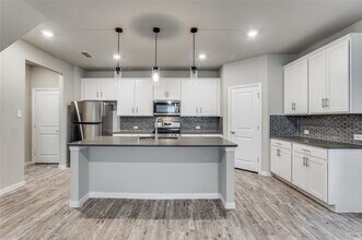 3808 Barnett Rd in Rowlett, TX - Building Photo - Building Photo